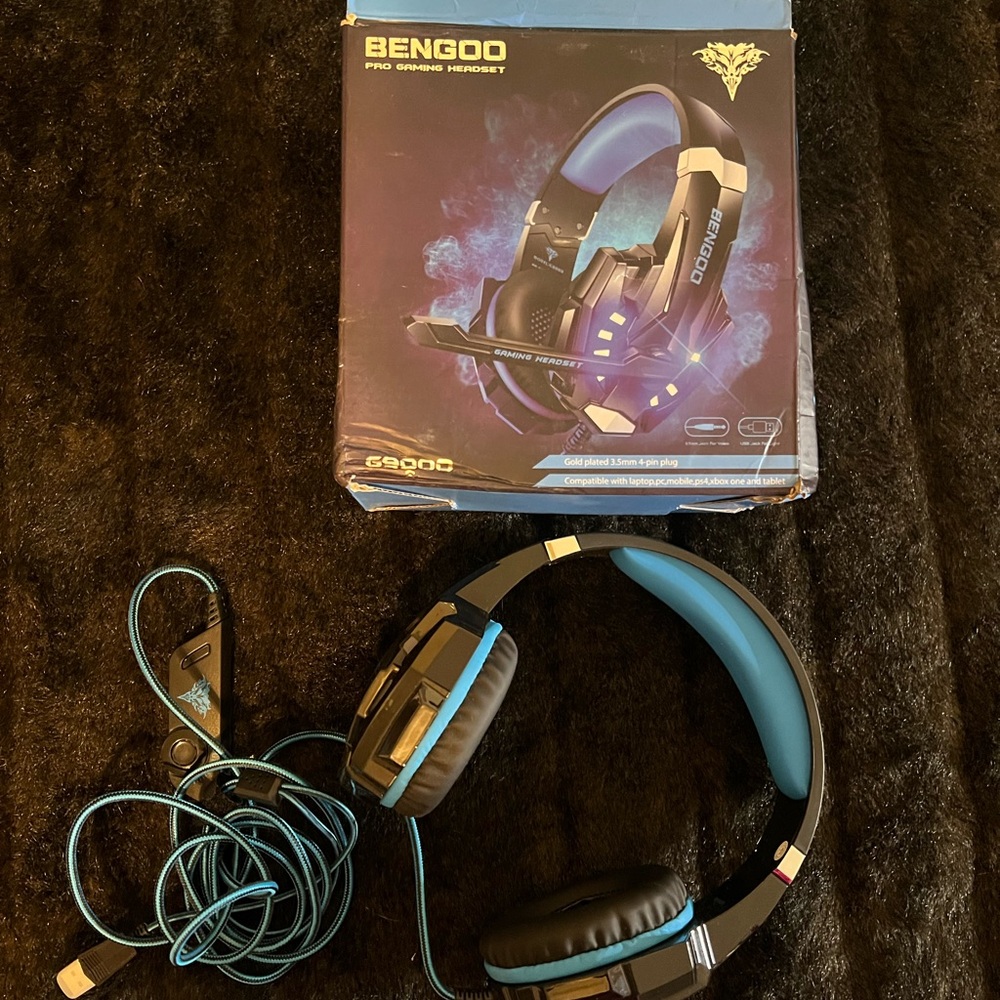 BENGOO Blue & Black Gaming Headset